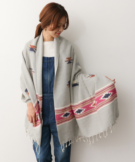 驚くばかりオルテガ 柄 ストール 人気のファッショントレンド