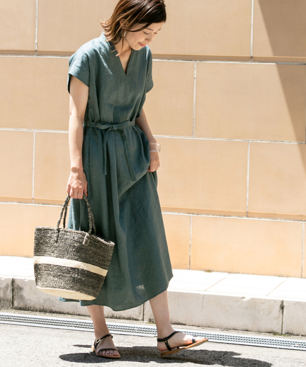 リネンvネックワンピース Dr95 26m506 Urban Research Outlet