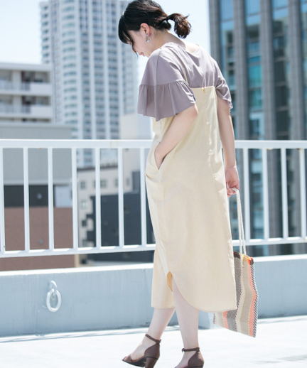 Kbf ツイストデザインキャミソールワンピース Kp94 26t140 Urban Research Outlet