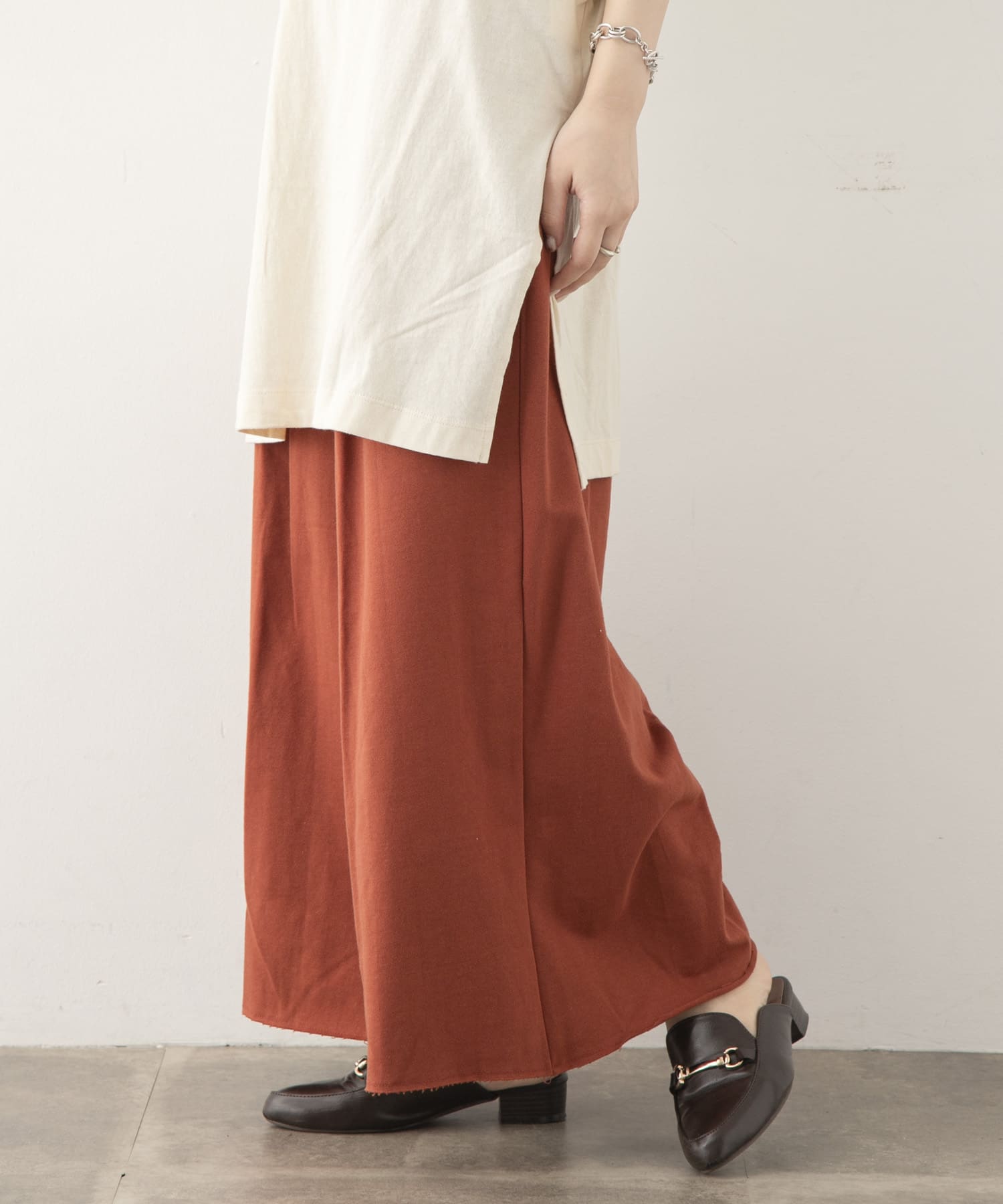 裏毛ギャザーワイドパンツ Wh87 24m017 Urban Research Outlet